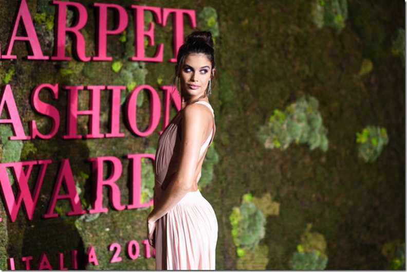 Sara Sampaio attend the Green Carpet Fashion Awards at Teatro Alla Scala on September 23, 2018 in Milan, Italy.